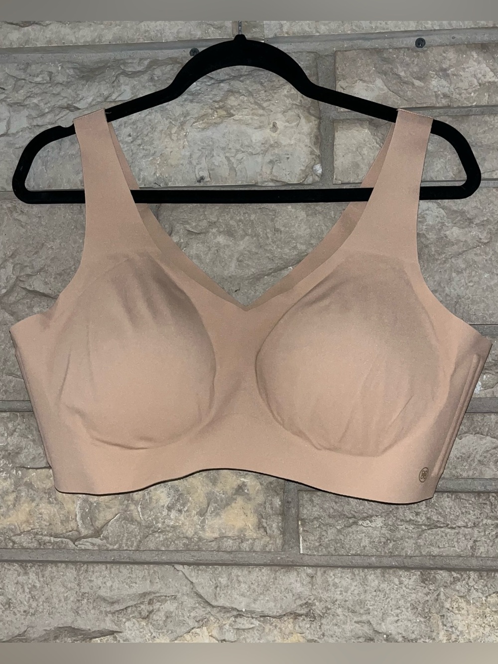 Honeylove Softform V-Neck Pullover Bra EUC Sand Foam Cups Smoothing Wings SZE 1X